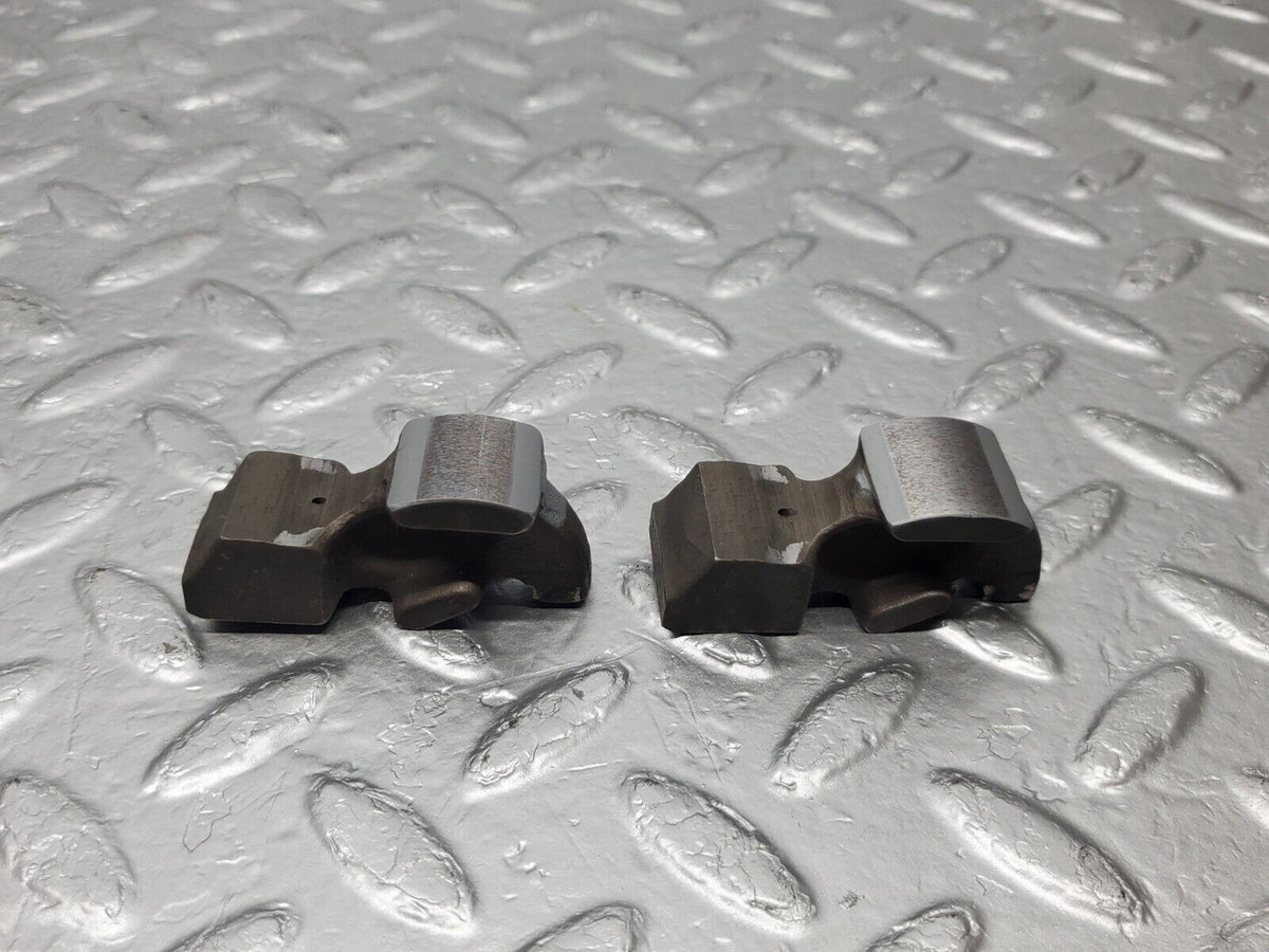 46610 Mercedes-Benz C123 280CE Coupe Valve Rocker Arm With Spring And Tappet