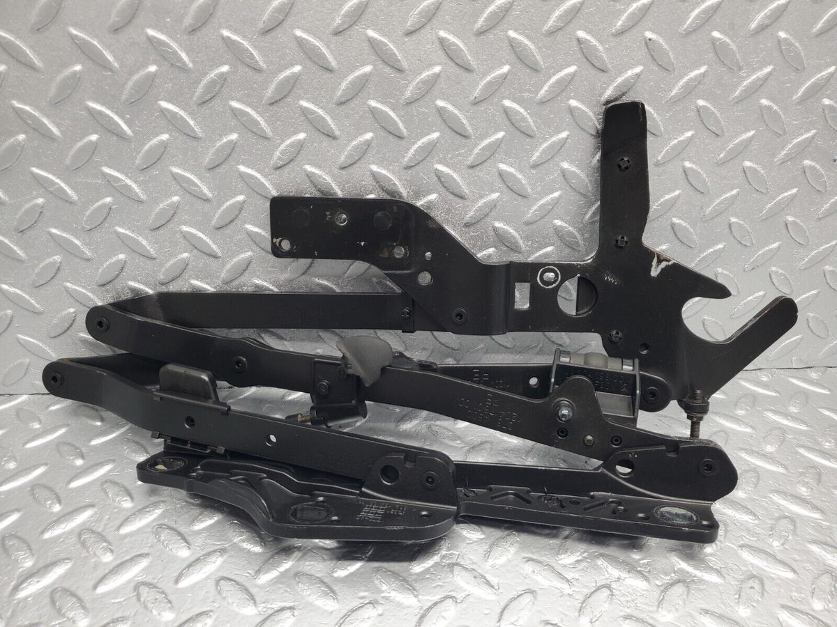 48003 Mercedes-Benz R230 350SL Coupe Trunk Boot Hardtop Hinge Right 12041760100