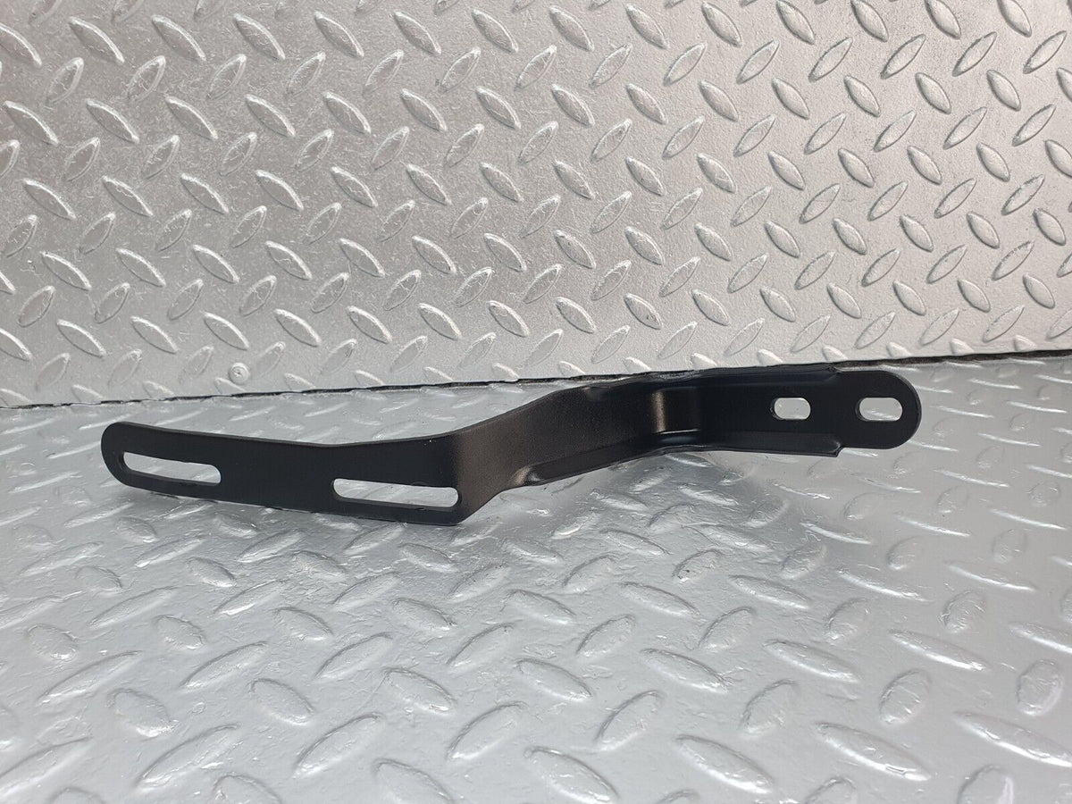 42843 Mercedes-Benz W201 190 2.0L Exhaust Bracket
