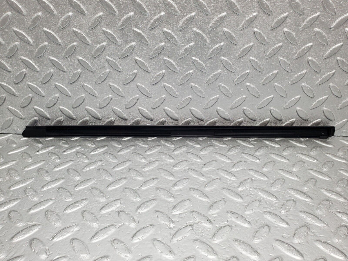 48111 Mercedes-Benz R230 350SL Coupe Rear Left Window Moulding Trim