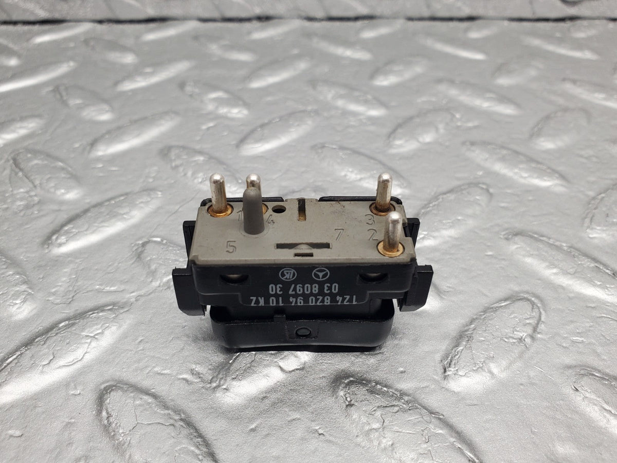 49106 Mercedes-Benz A124 320E Cabriolet Electric Window Switch Right Side A1248209410