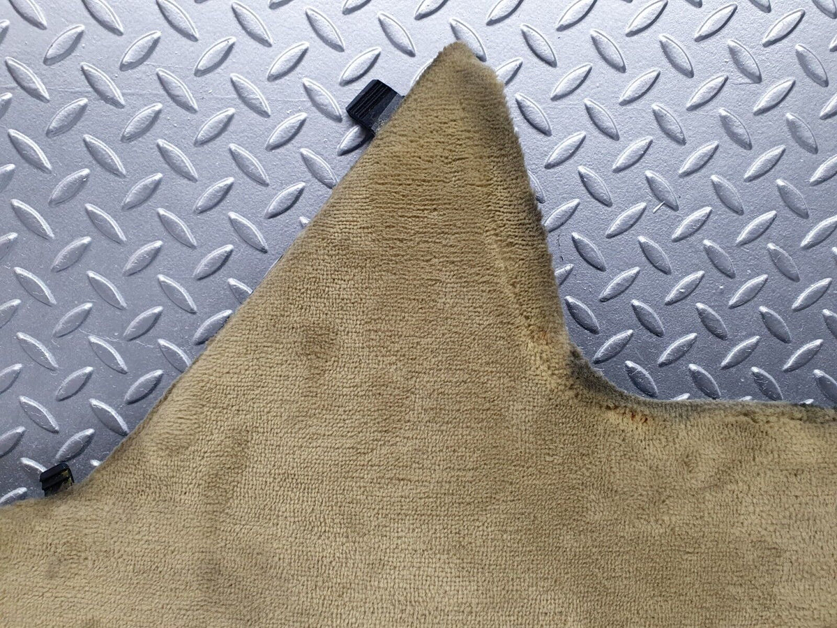 41064 Mercedes-Benz W126 300SE Centre Console Carpet Right Beige A1266831225