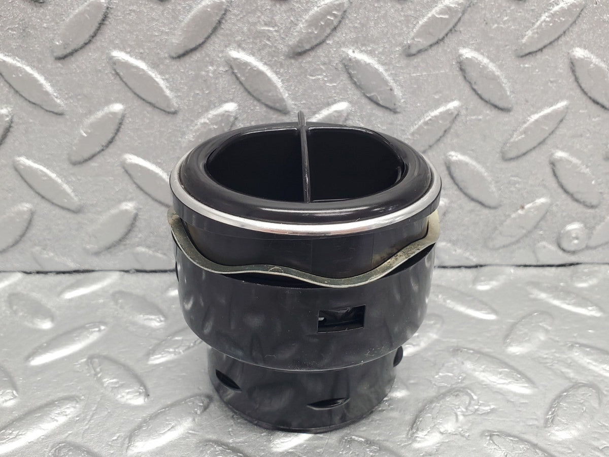 49999 Mercedes-Benz R107 380SL Dashboard Air Vent