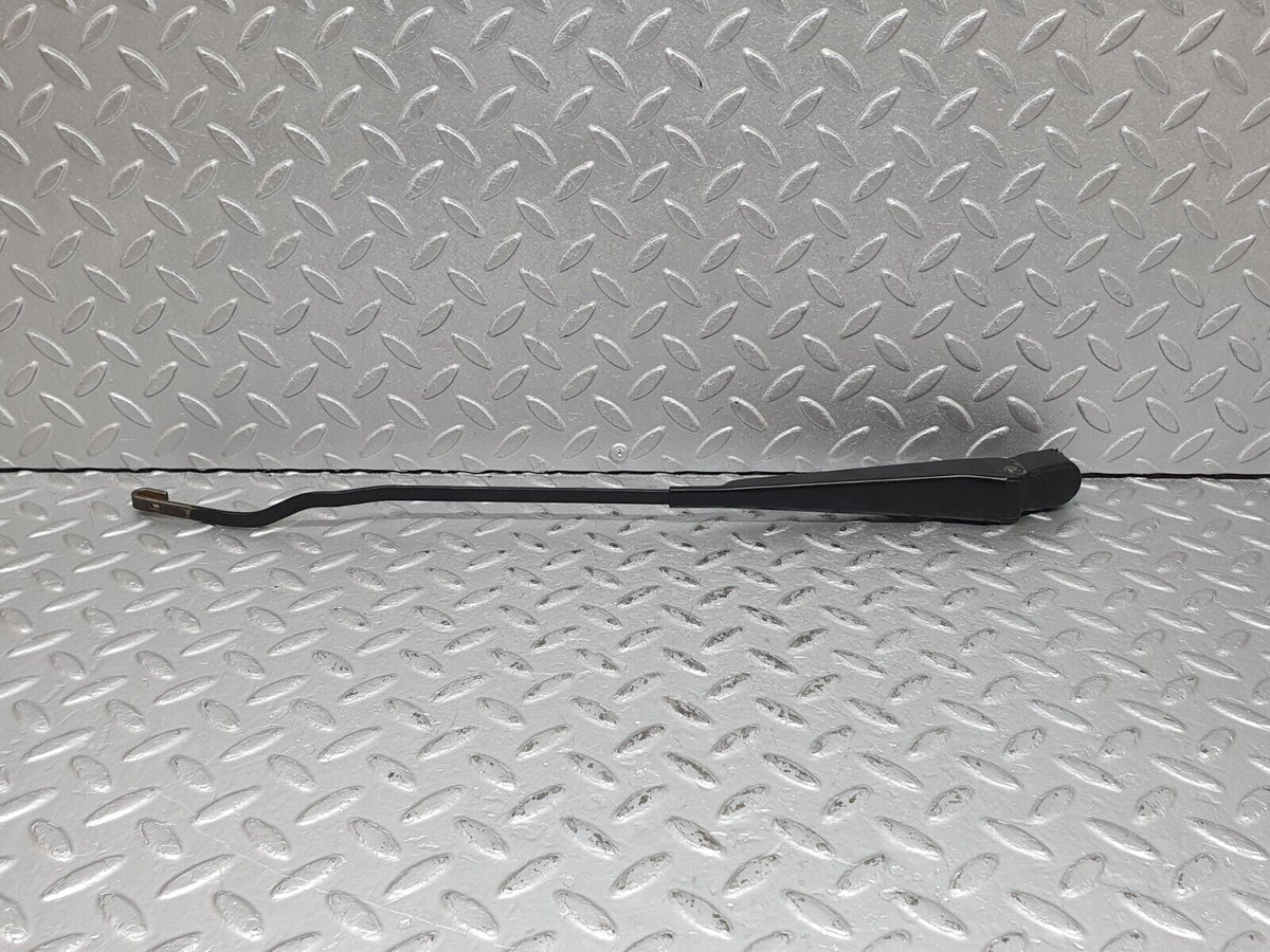 41208 Mercedes-Benz W126 300SE Windscreen Wiper Arm Right Side