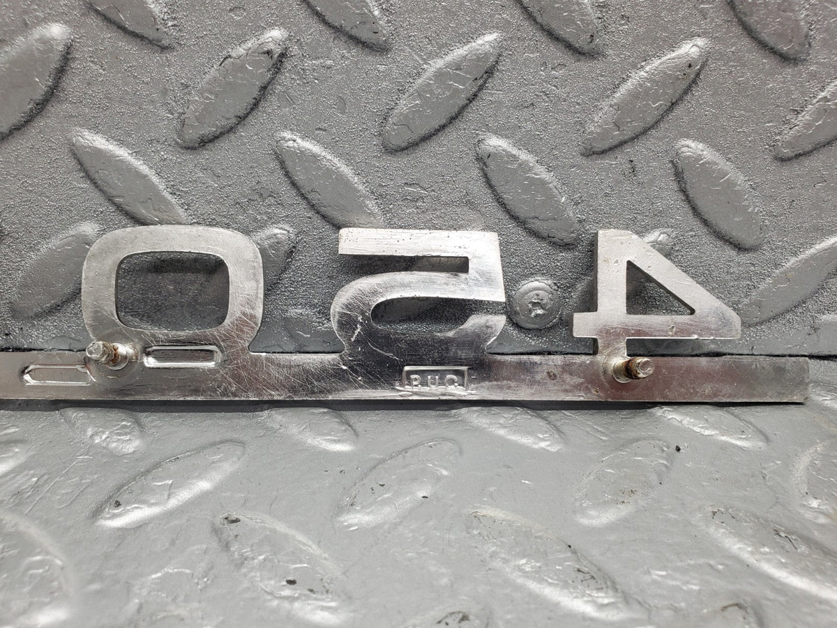 49600 Mercedes-Benz C107 R107 450 SLC Trunk Badge Emblem