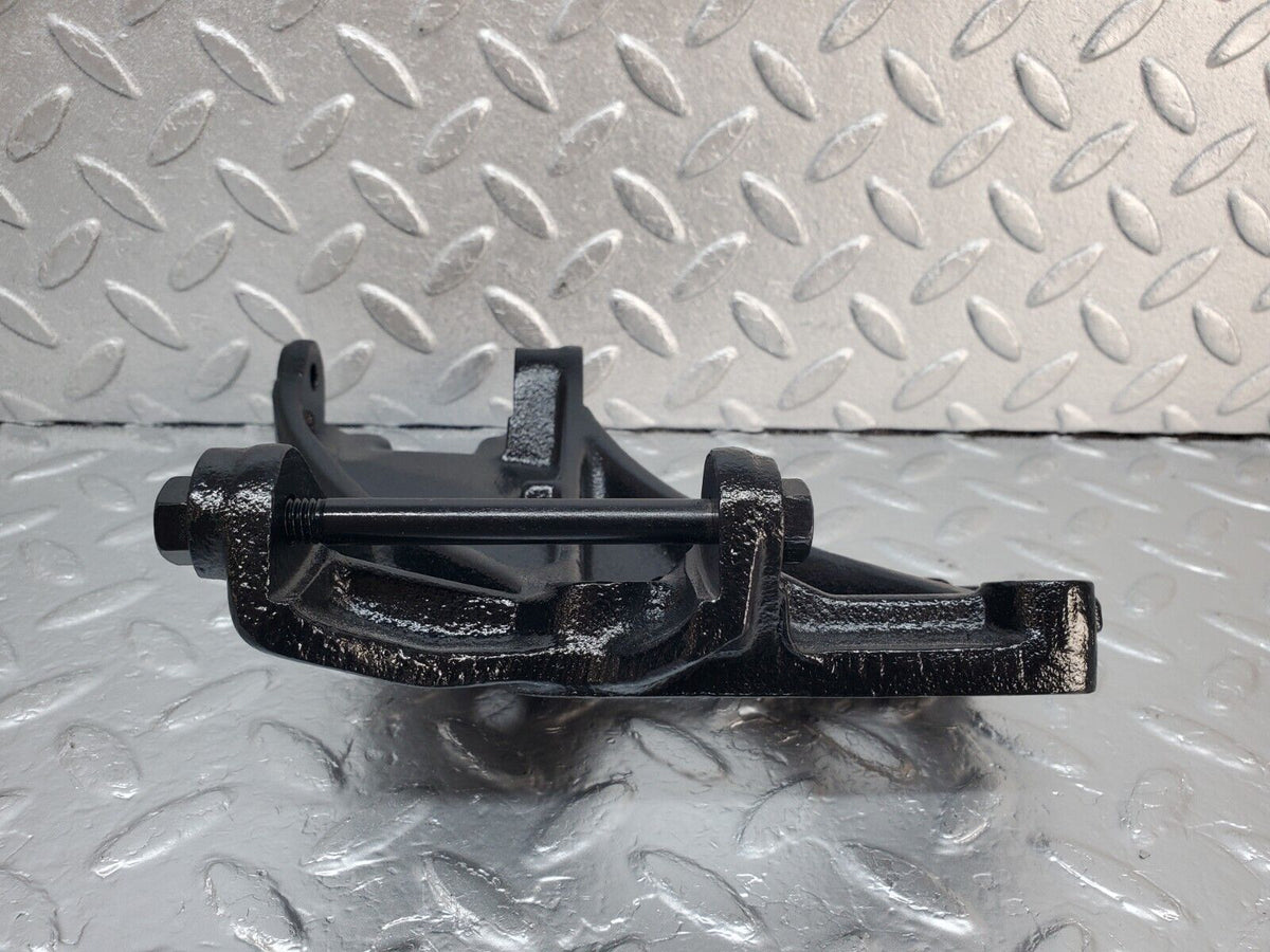 45362 Mercedes-Benz 280E M110.983 Alternator Generator Bracket A1101550435