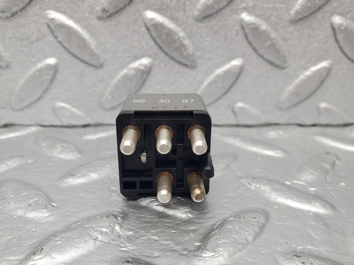 46492 Mercedes-Benz C123 280CE Coupe Multi Purpose Relay A0015420219