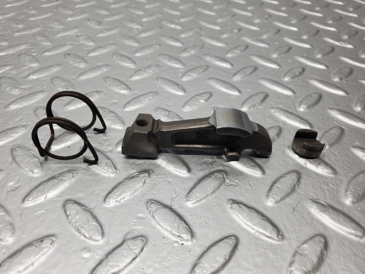 48862 Mercedes-Benz W108 Valve Rocker Arm With Retaining Spring & Tappet