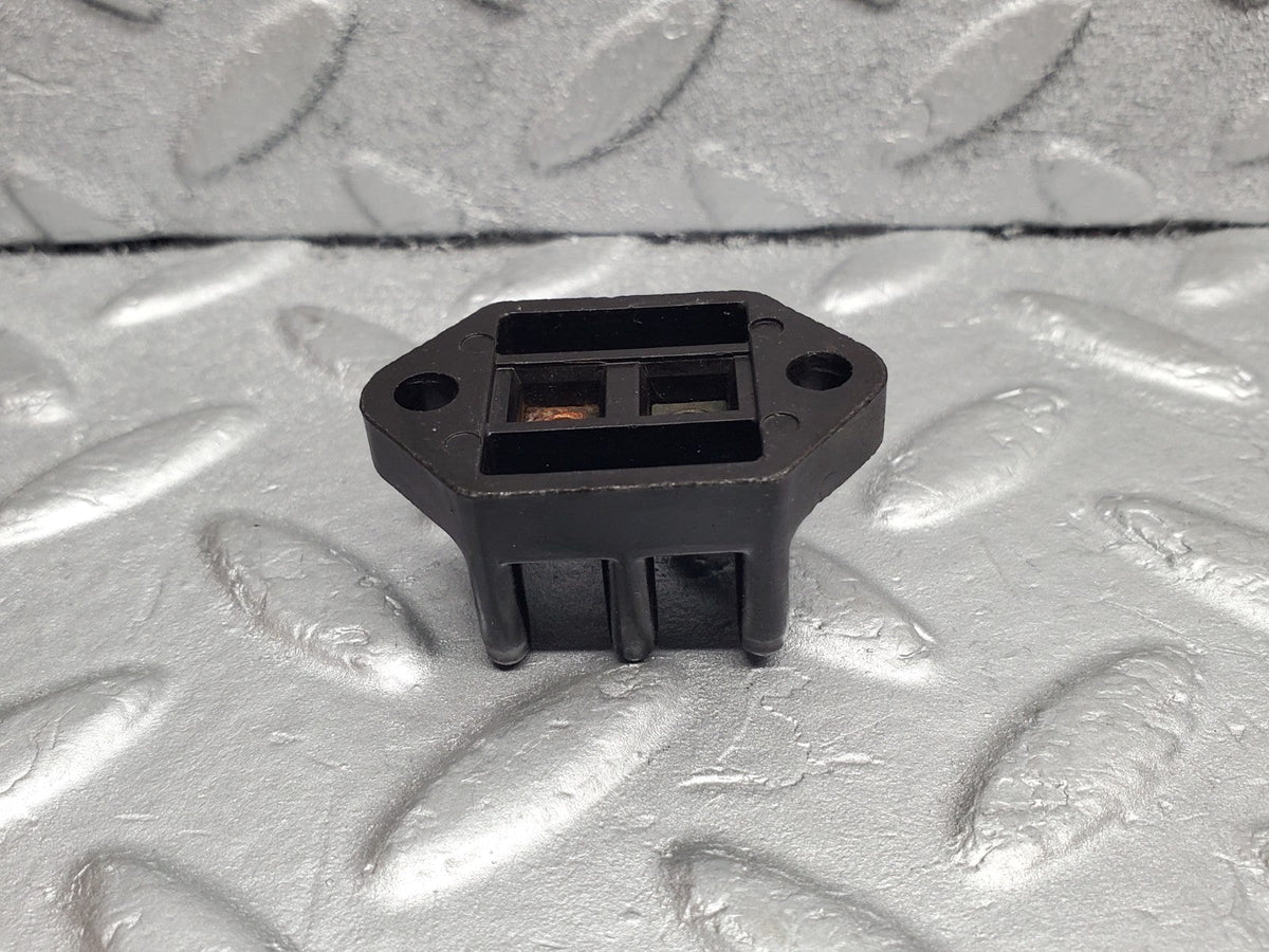 49833 Mercedes-Benz R107 380SL Cable Wire Connector 20490