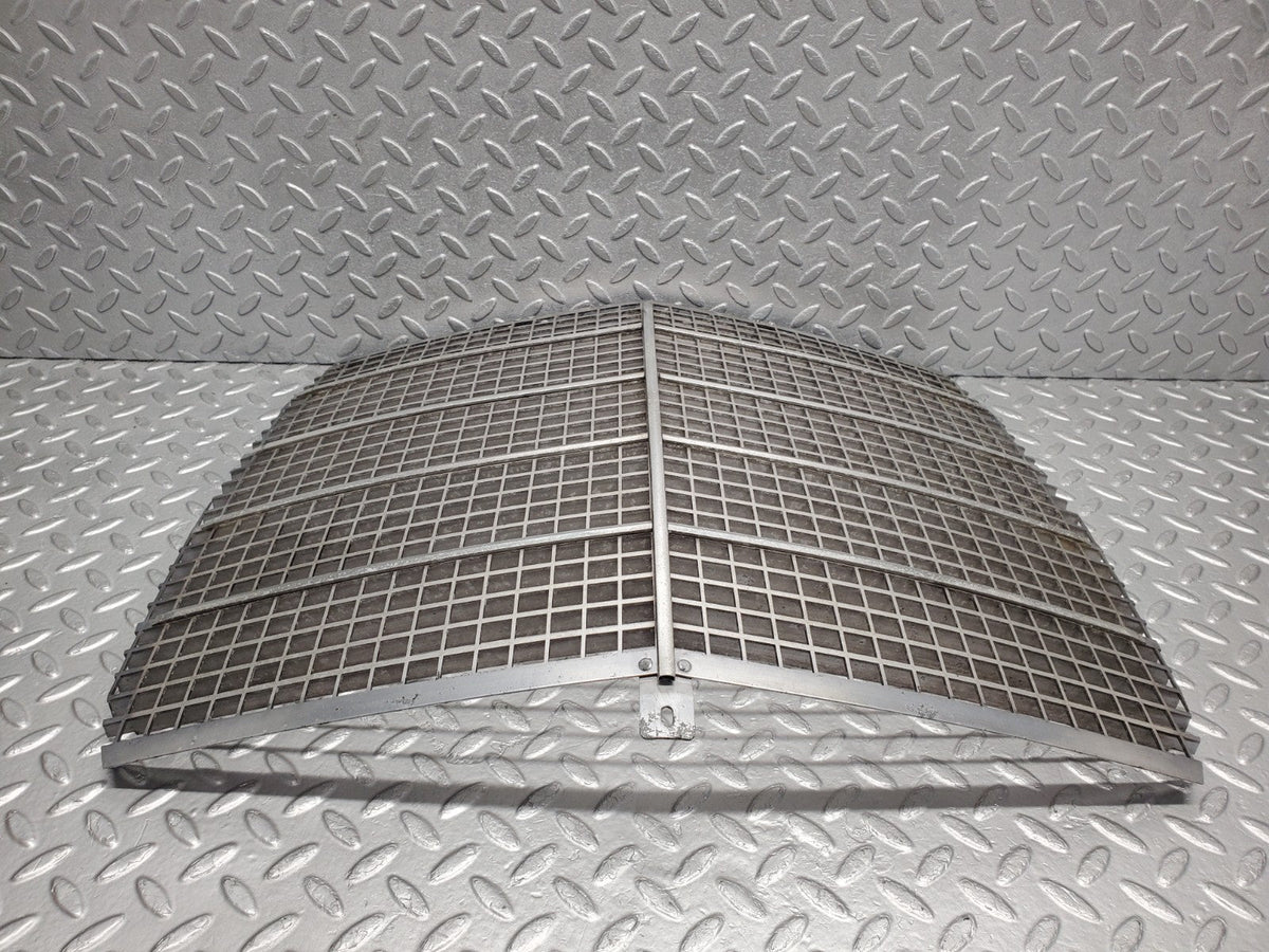 50855 Mercedes-Benz W108 280SE 3.5 Bonnet Grill