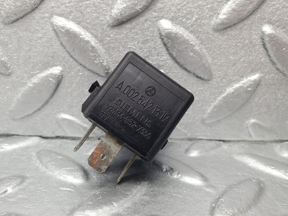 46919 Mercedes-Benz R129 320SL Coupe Multi Purpose Relay A0025421319