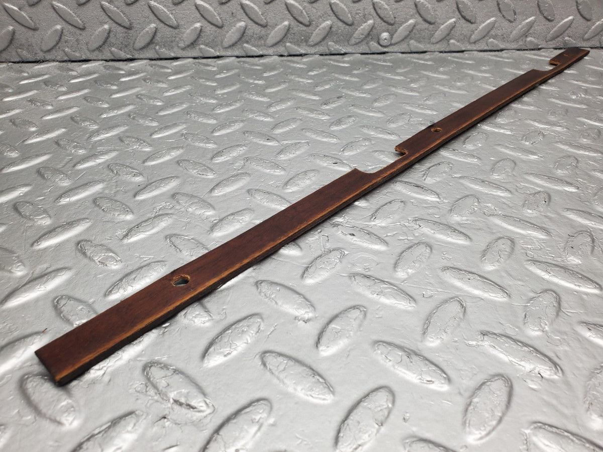 50599 Mercedes-Benz W108 280SE 3.5 Dashboard Wood Trim