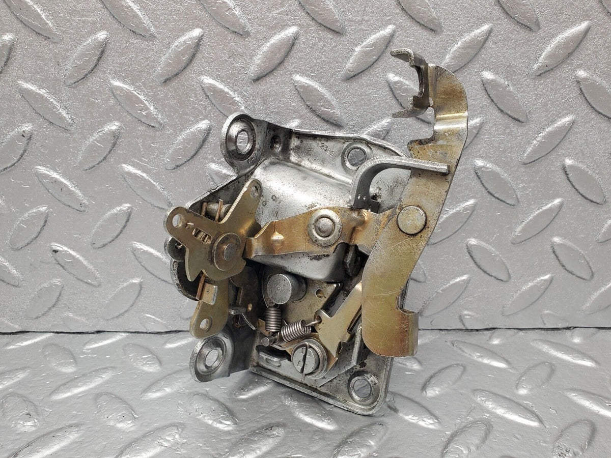 48129 Mercedes-Benz C107 R107 Left Door Lock Mechanism