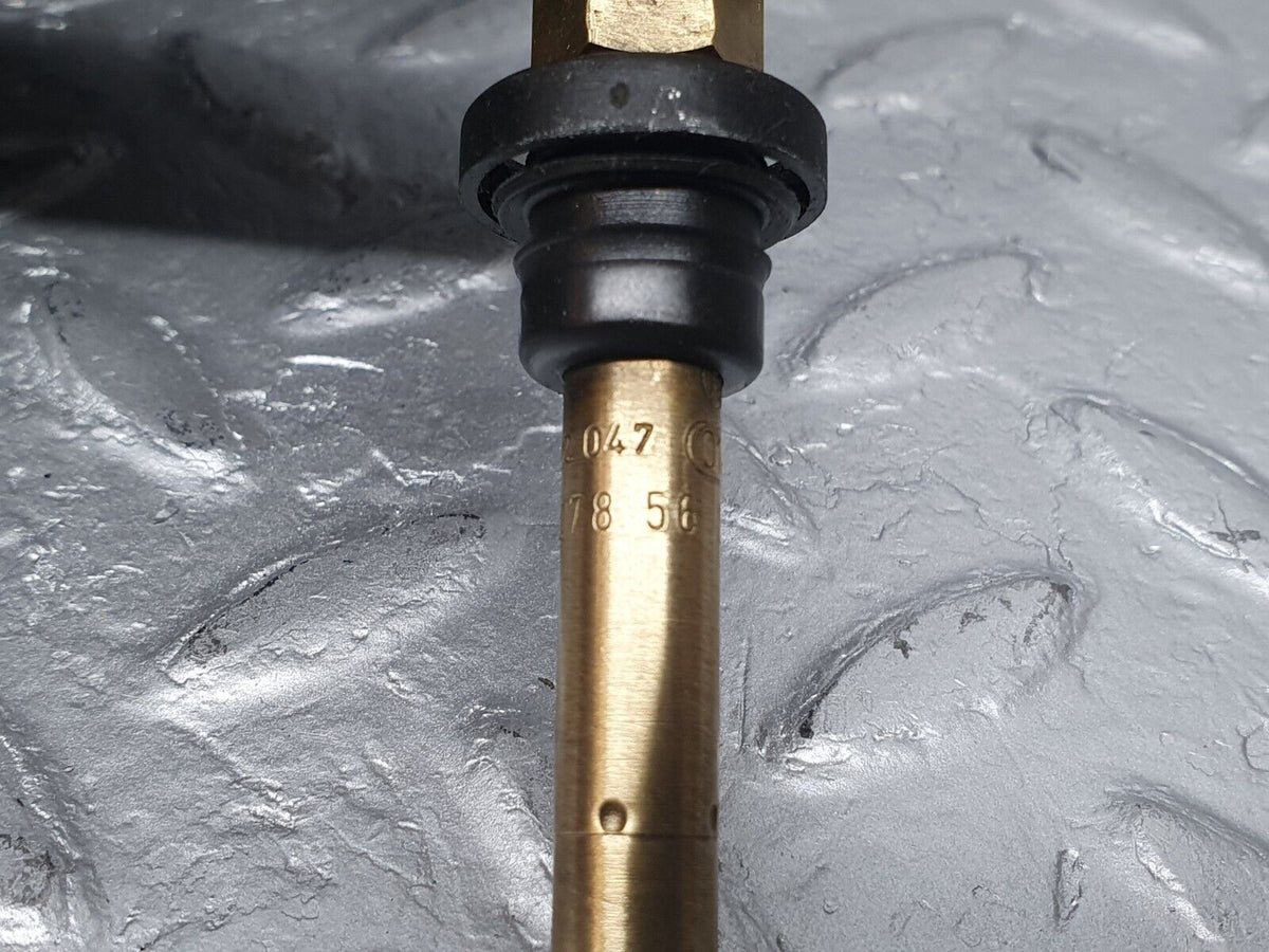 41036 Mercedes-Benz W126 300SE Fuel Injector Bosch A0000785623 0437502047
