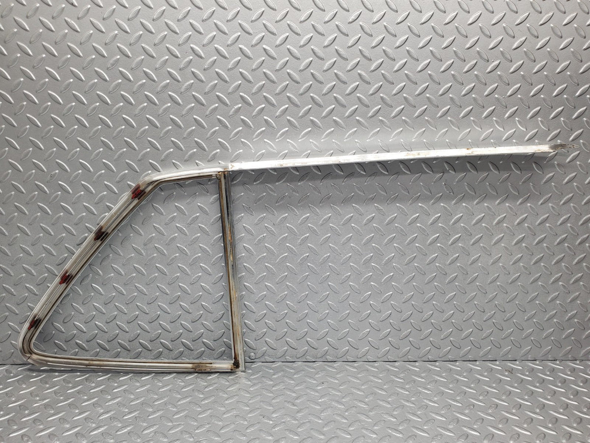 50145 Mercedes-Benz R107 SL Hardtop Side Window Chrome Moulding Trim Left