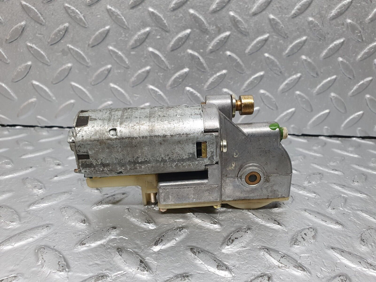41004 Mercedes-Benz W126 300SE Steering Column Adjustment Motor A1264600425