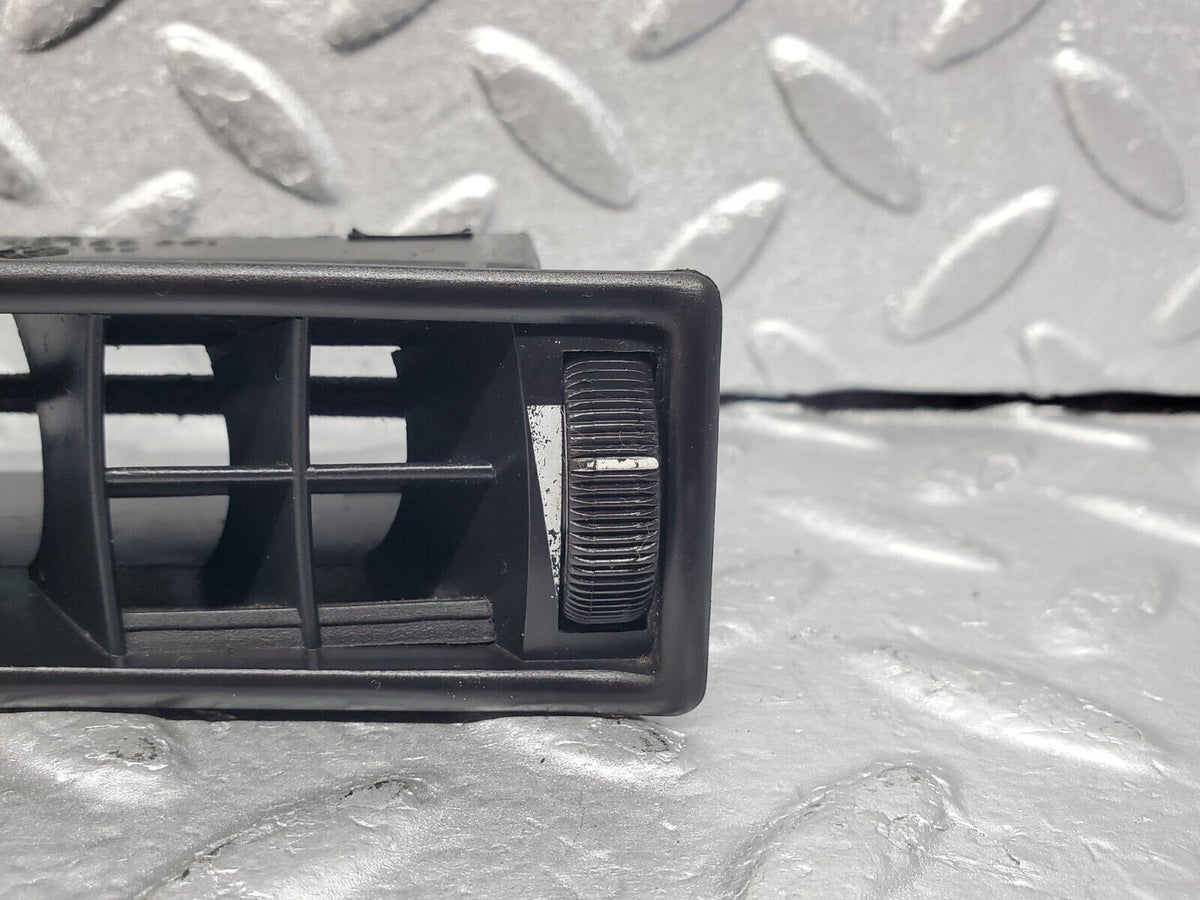 45962 Mercedes-Benz W126 420SE Dashboard Air Vent Right Side A1268310842