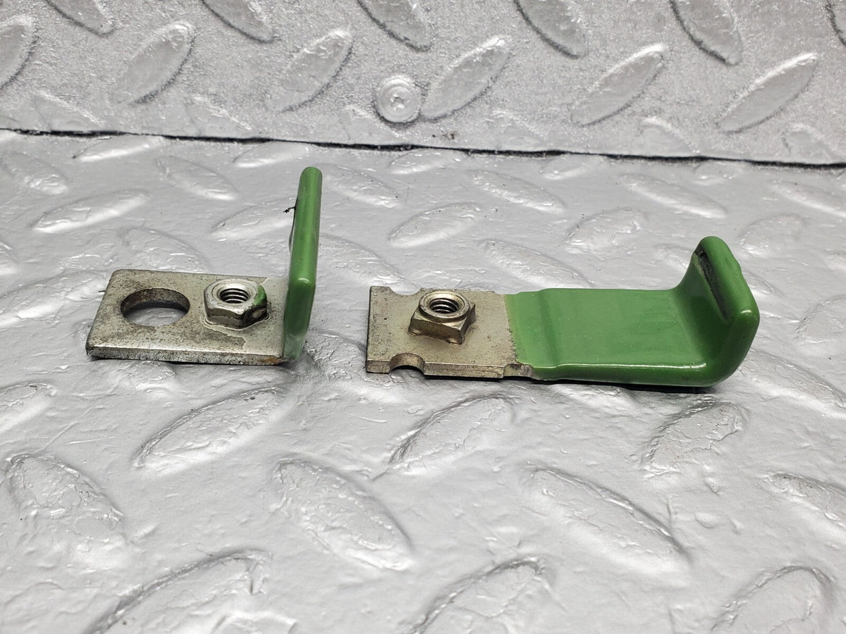 48336 Mercedes-Benz C126 Coupe Window Stop Plate 2x