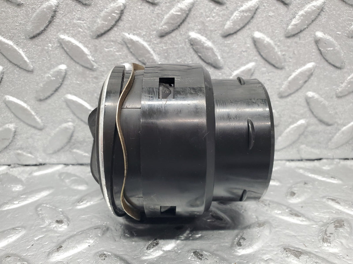51370 Mercedes-Benz C107 R107 Dashboard Air Vent