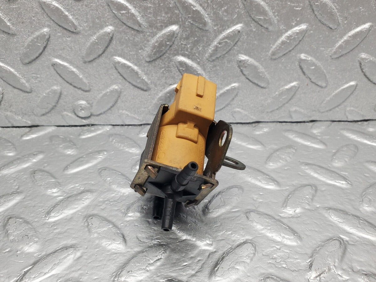47950 Mercedes-Benz R230 350SL Coupe EGR Solenoid Vacuum Valve Pierburg 5.27931.01