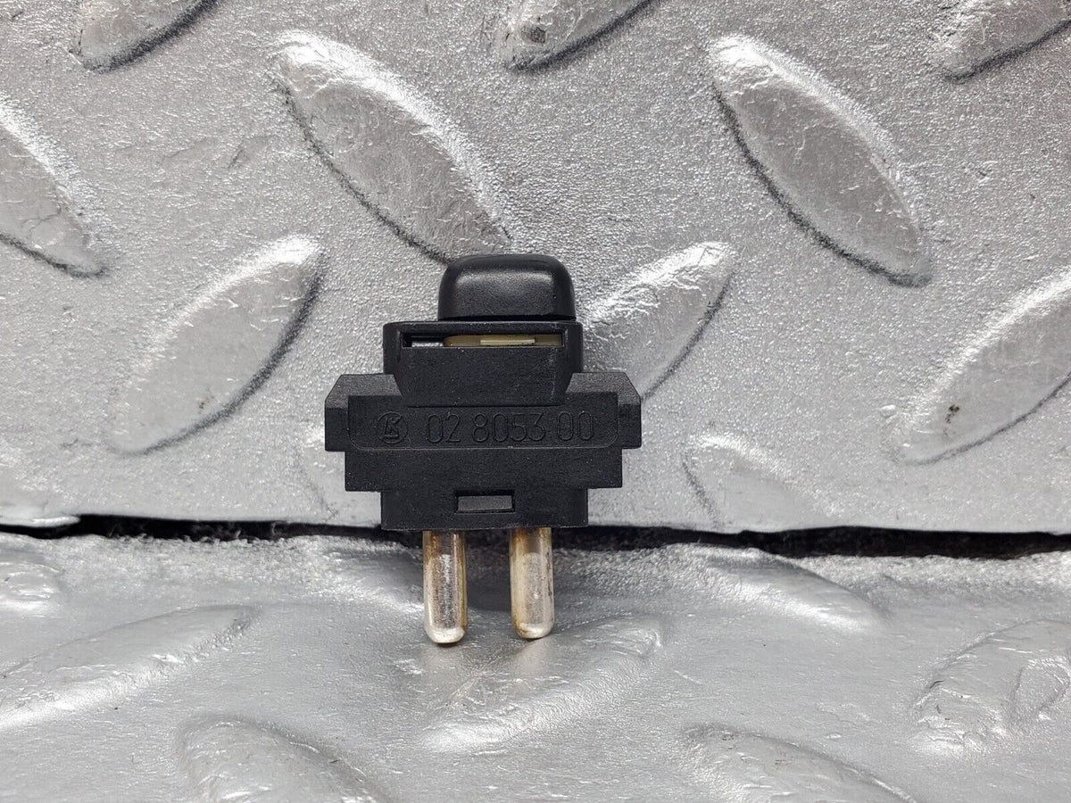 45654 Mercedes-Benz W126 420SE Child Lock Control Switch A1248204910