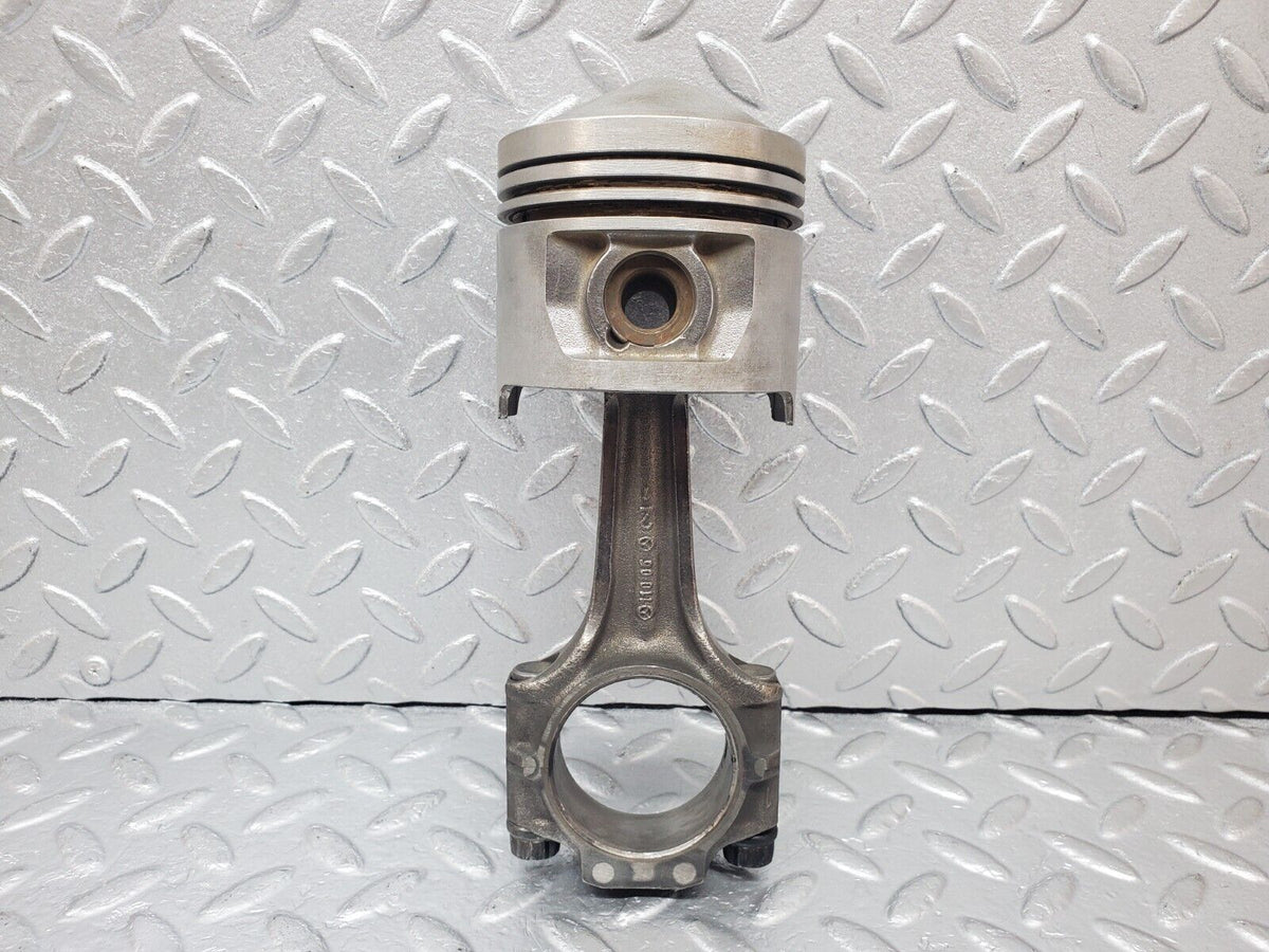 44297 Mercedes-Benz W123 280E Piston With Connecting Rod 85.985Mm 11005