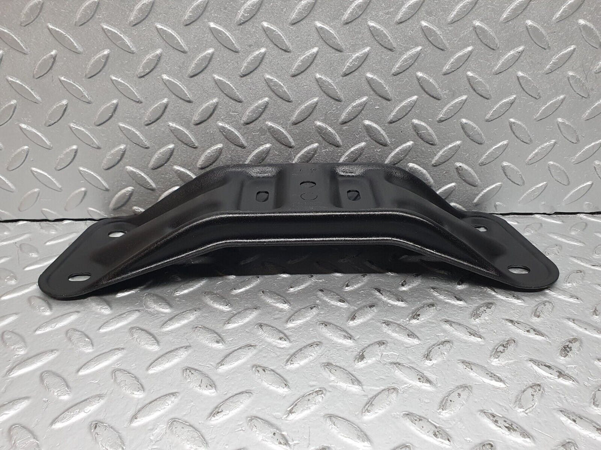 41148 Mercedes-Benz W126 300SE Gearbox Mount Bracket