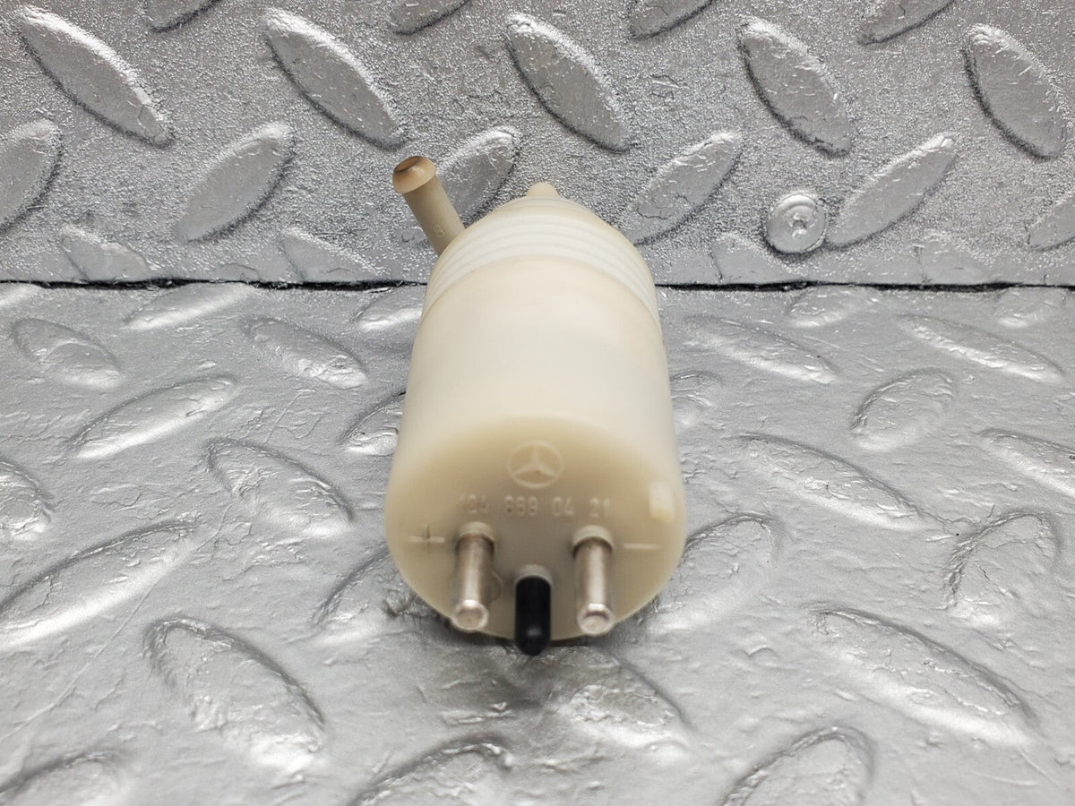 48918 Mercedes-Benz A124 320E Cabriolet Windscreen Washer Pump Hella A1248690421