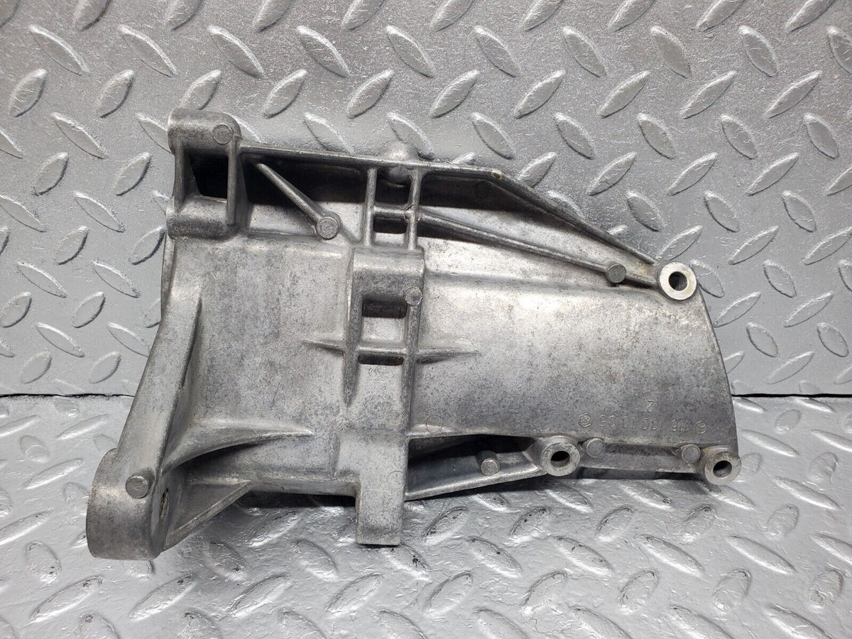 45922 Mercedes-Benz W126 420SE Air Conditioning Compressor Bracket A1161301035