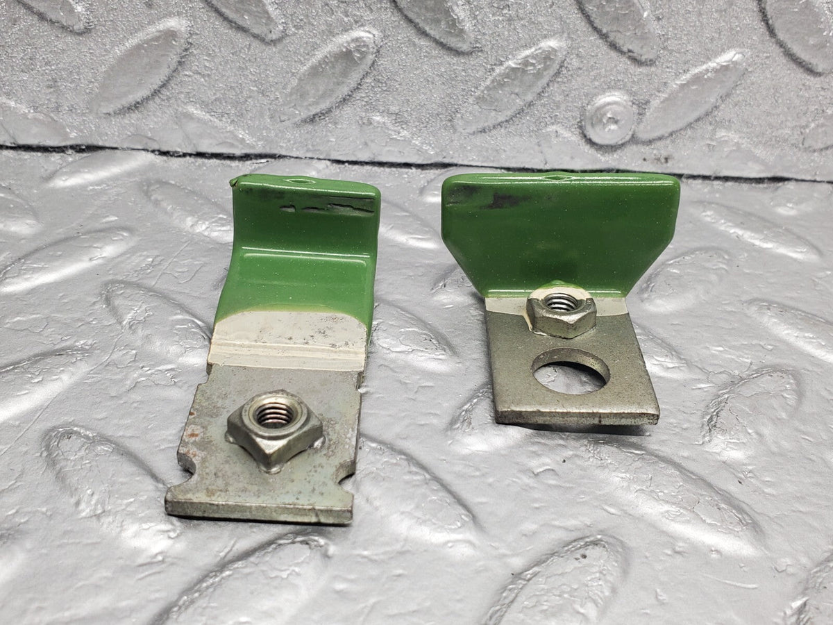 48337 Mercedes-Benz C126 Coupe Window Stop Plate 2x