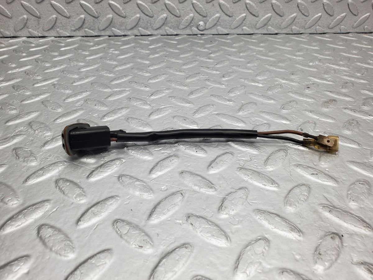 49621 Mercedes-Benz W126 C126 Windscreen Washer Nozzle