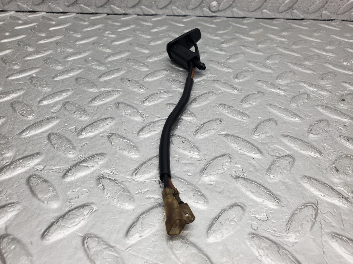 49575 Mercedes-Benz W201 Windscreen Washer Nozzle