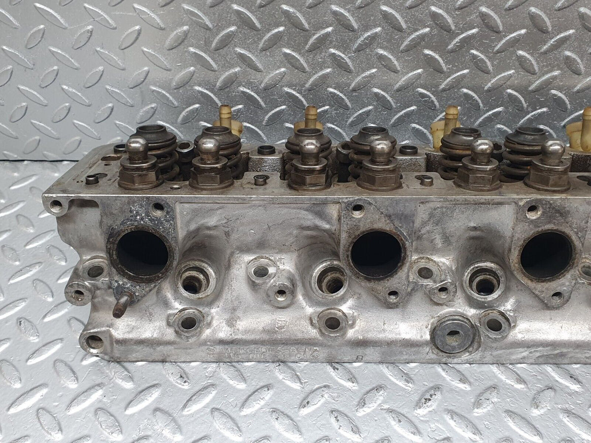 43839 Mercedes-Benz C126 380SEC Coupe Cylinder Head Left Side A1160163301