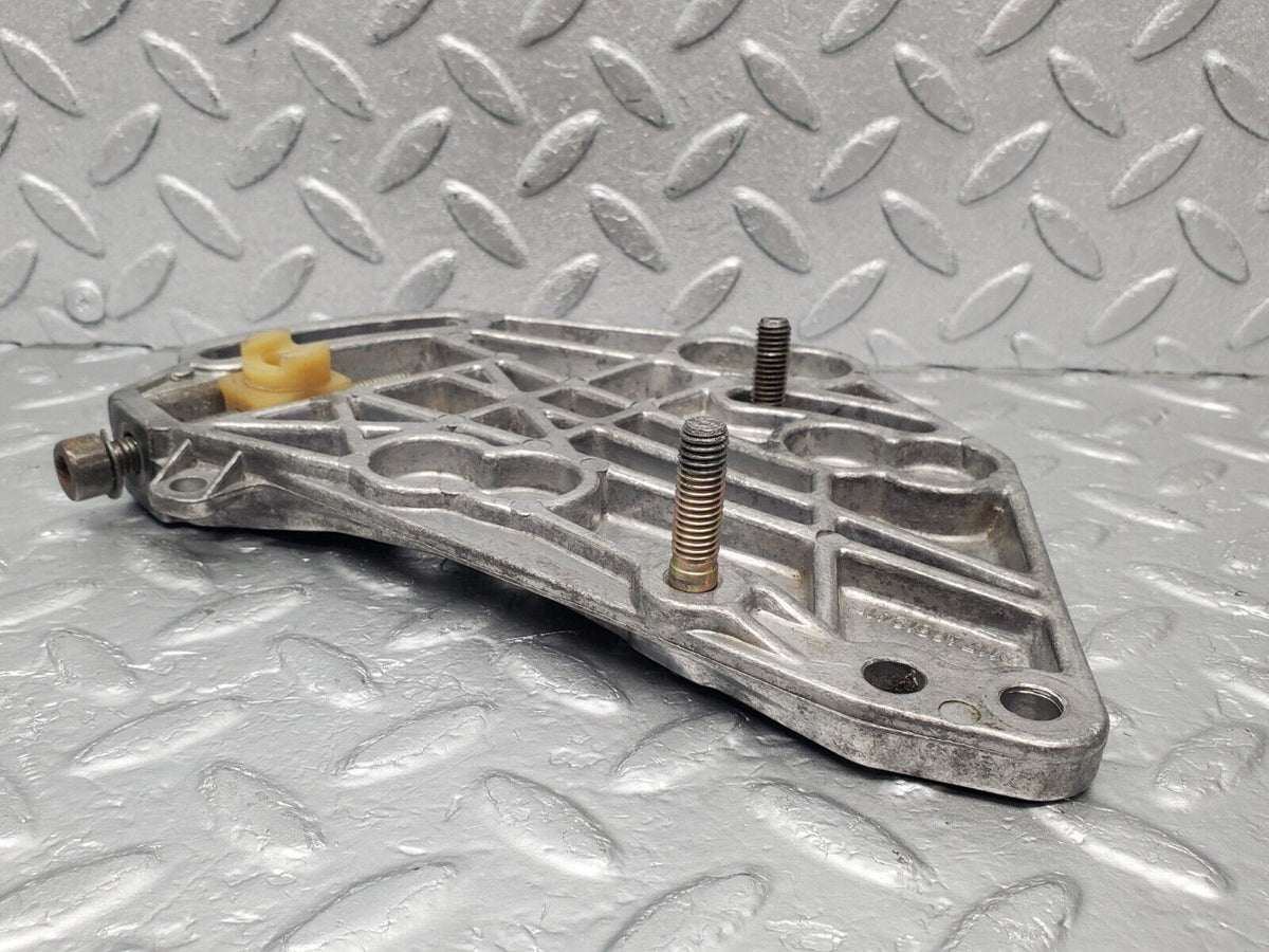 46049 Mercedes-Benz W126 420SE Power Steering Pump Bracket A1174661241