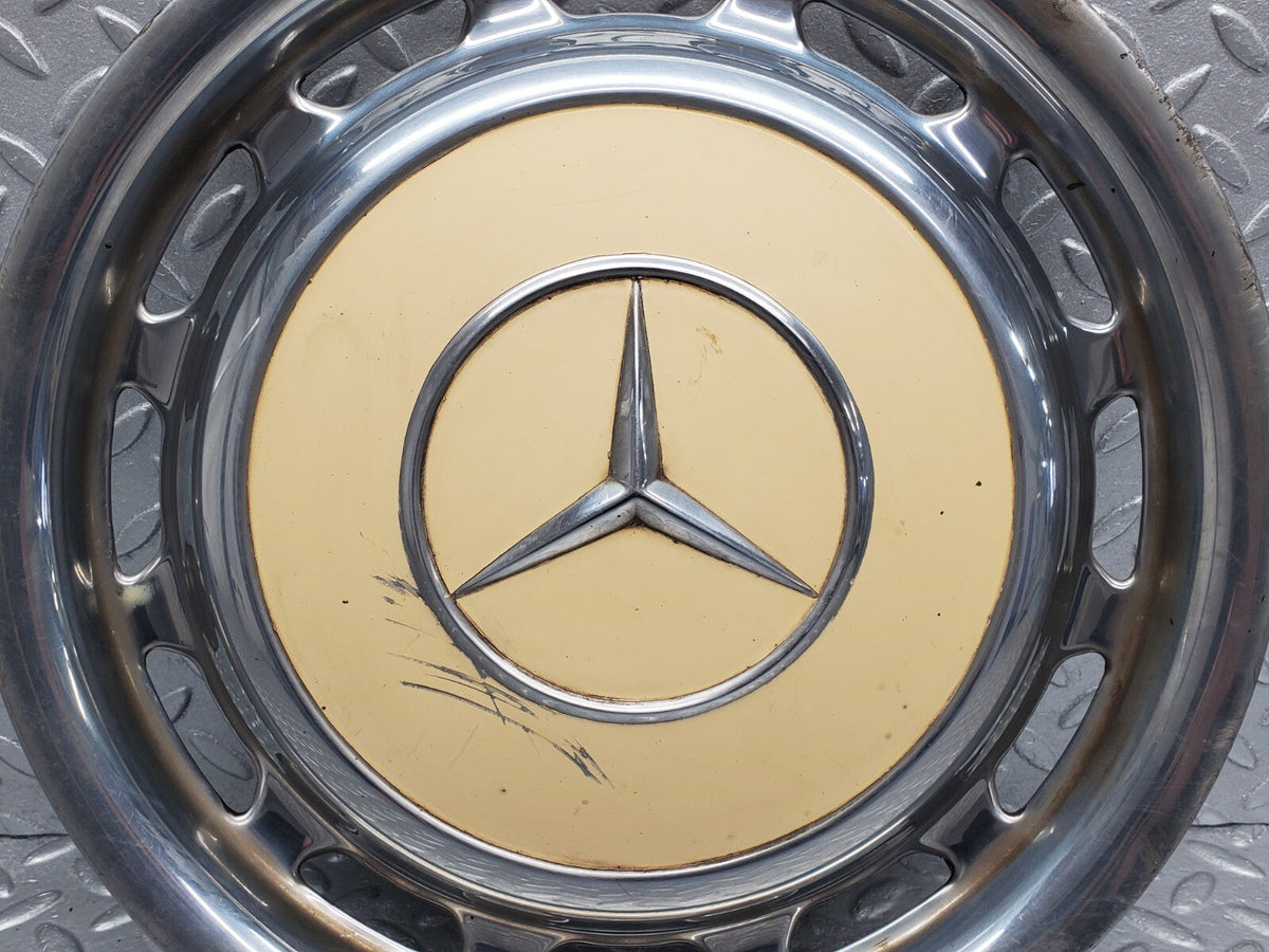 48369 Mercedes-Benz Wheel Trim Hub Cap 14"