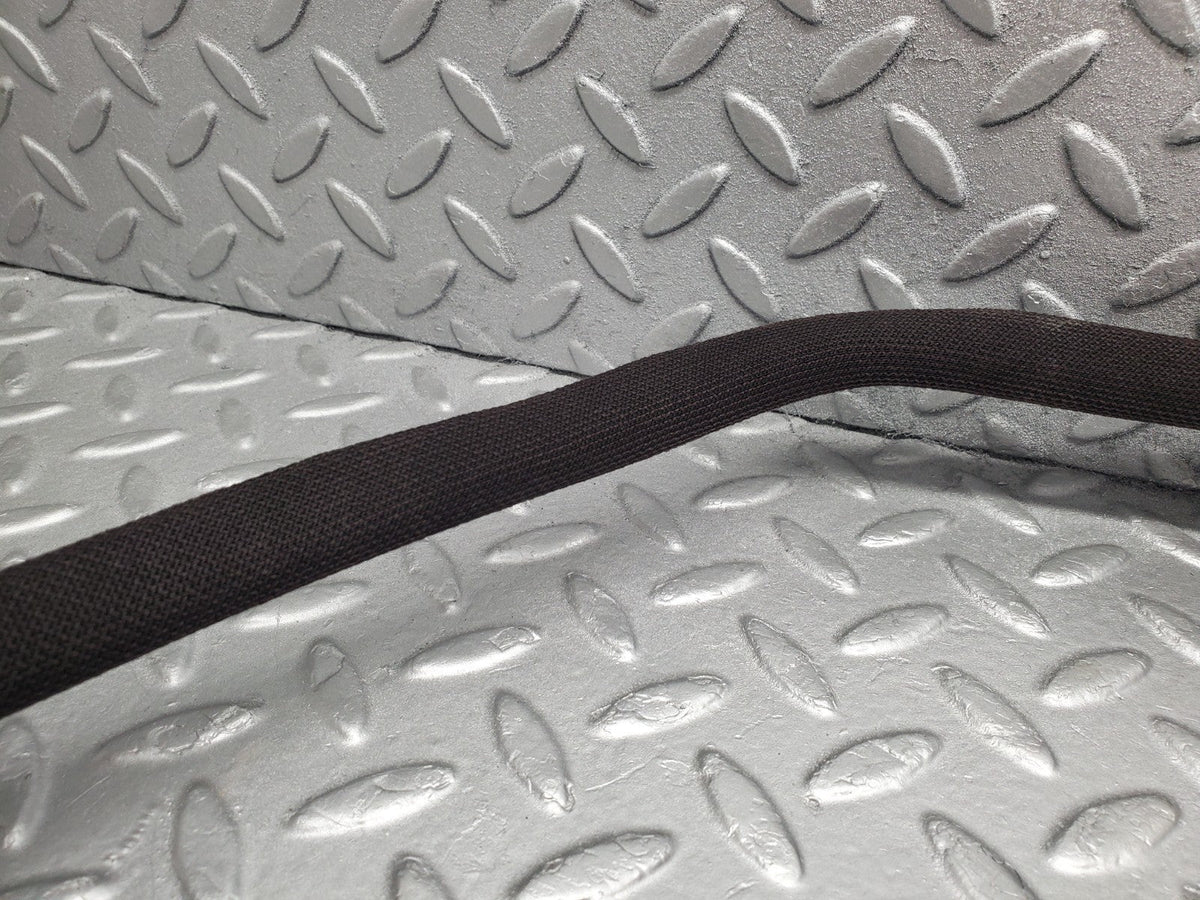 50580 Mercedes-Benz W108 280SE 3.5 Door Edge Seal Front Left Side