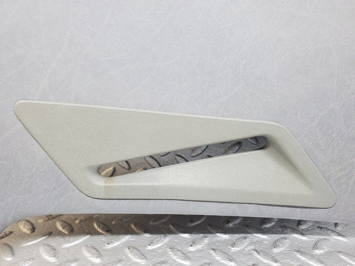 44638 Mercedes-Benz W124 220E C Pillar Cover Panel Left Side Grey 1246950730