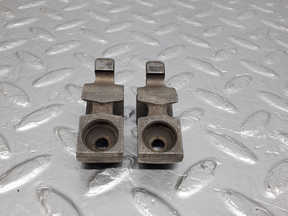 45475 Mercedes-Benz 280E M110.988 Valve Rocker Arm With Retaining Spring