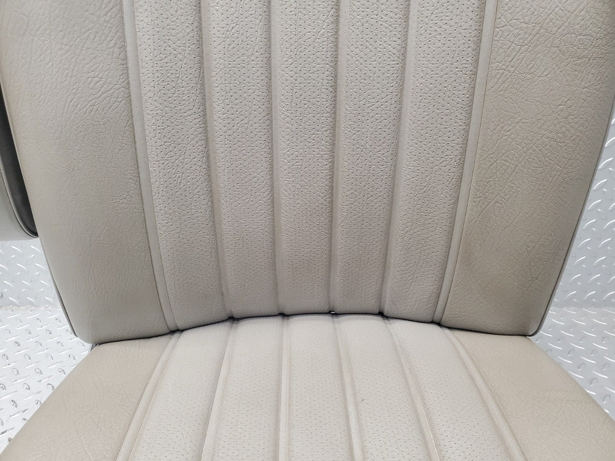 50801 Mercedes-Benz W108 280SE 3.5 Left Passenger Seat Grey
