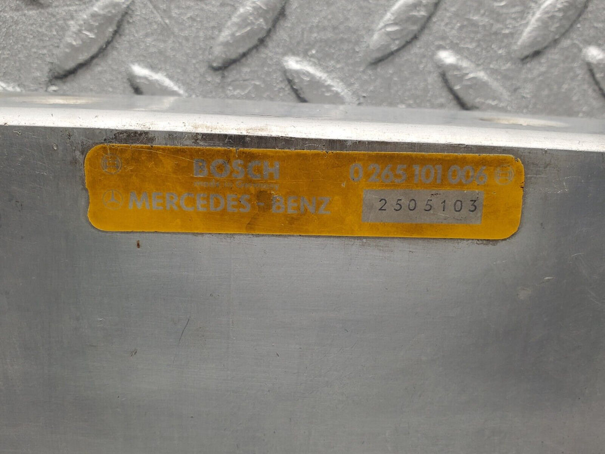 47387 Mercedes-Benz C126 500SEC Coupe ABS Control Unit Bosch 0265101006