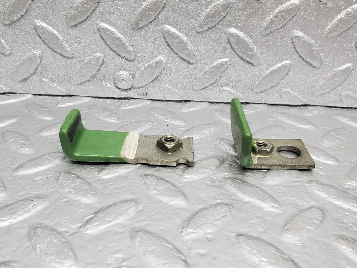48335 Mercedes-Benz C126 Coupe Window Stop Plate 2x