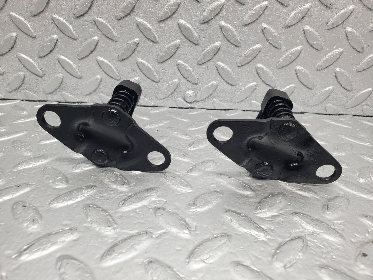 49609 Mercedes-Benz W126 C126 Bonnet Lock Catch Pair A1268800060