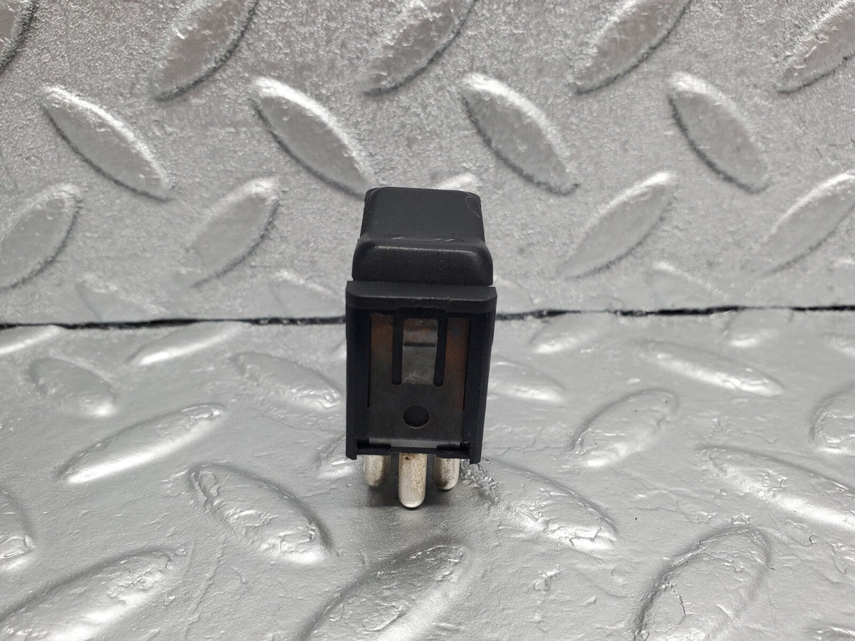 48598 Mercedes-Benz W123 Rear Electric Window Switch A0008208410