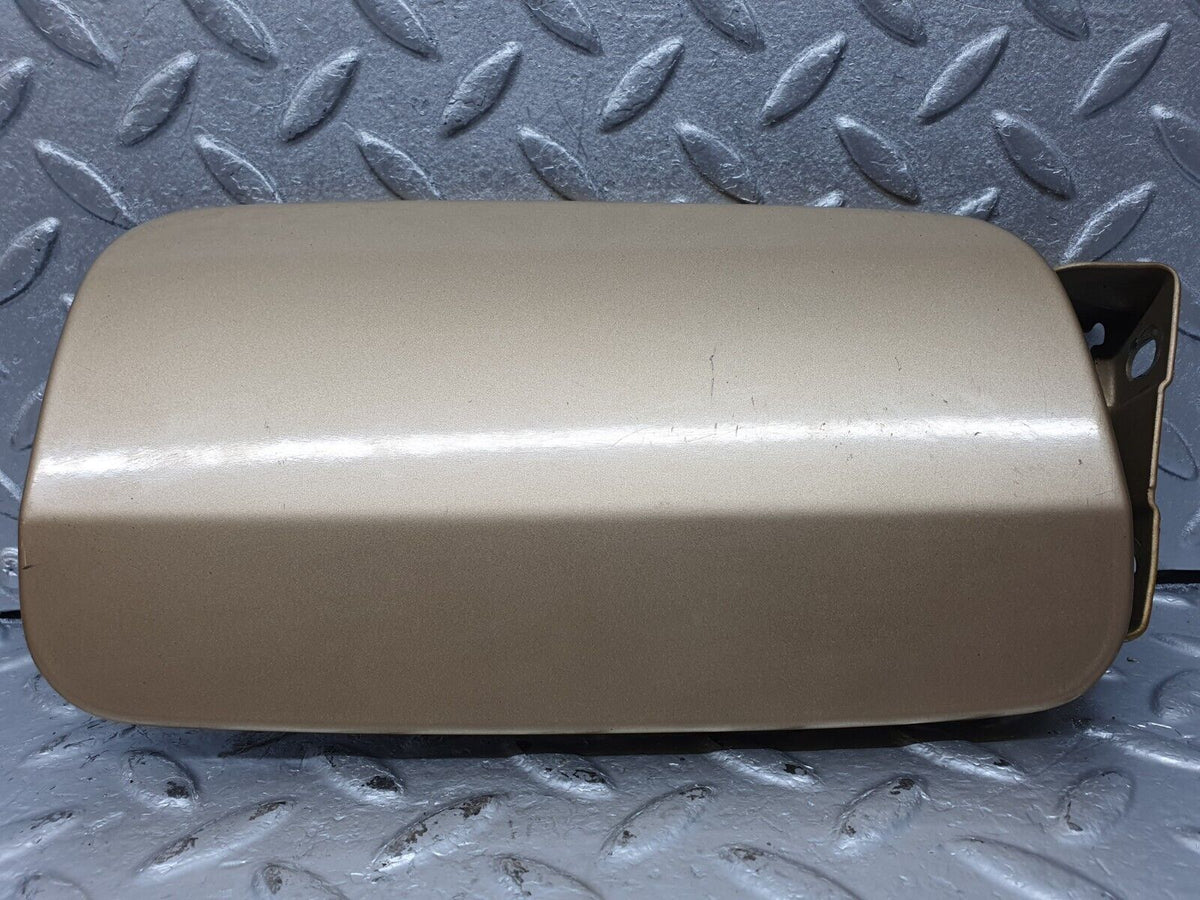 41473 Mercedes-Benz W124 200E Fuel Tank Flap Cap A1245841639