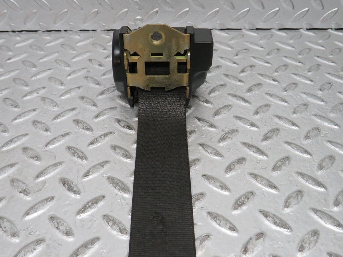 28534 Mercedes-Benz S123 240D Wagon Front Right Seat Belt A1238602686
