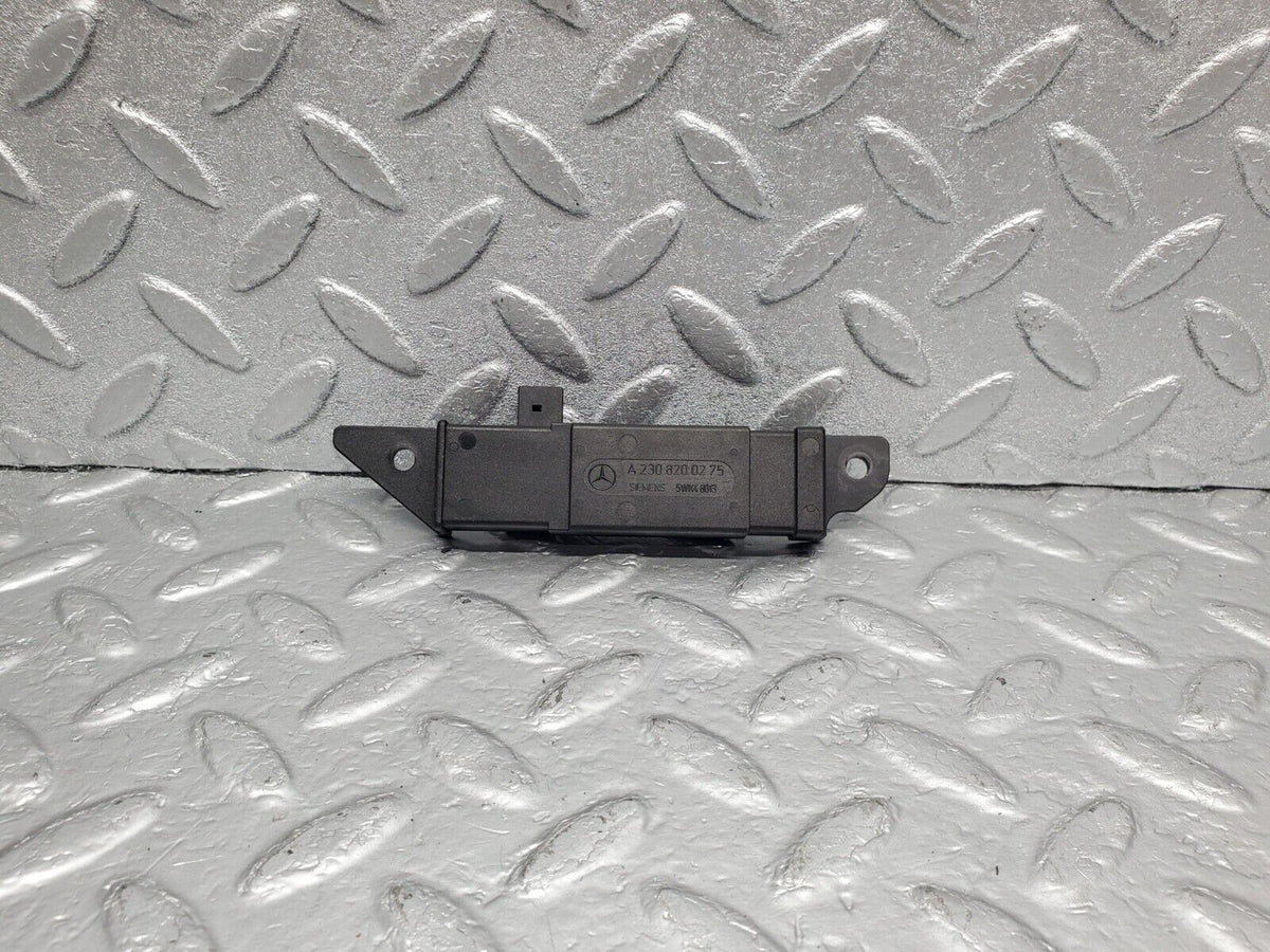47872 Mercedes-Benz R230 350SL Coupe Keyless Entry Antenna A2308200275