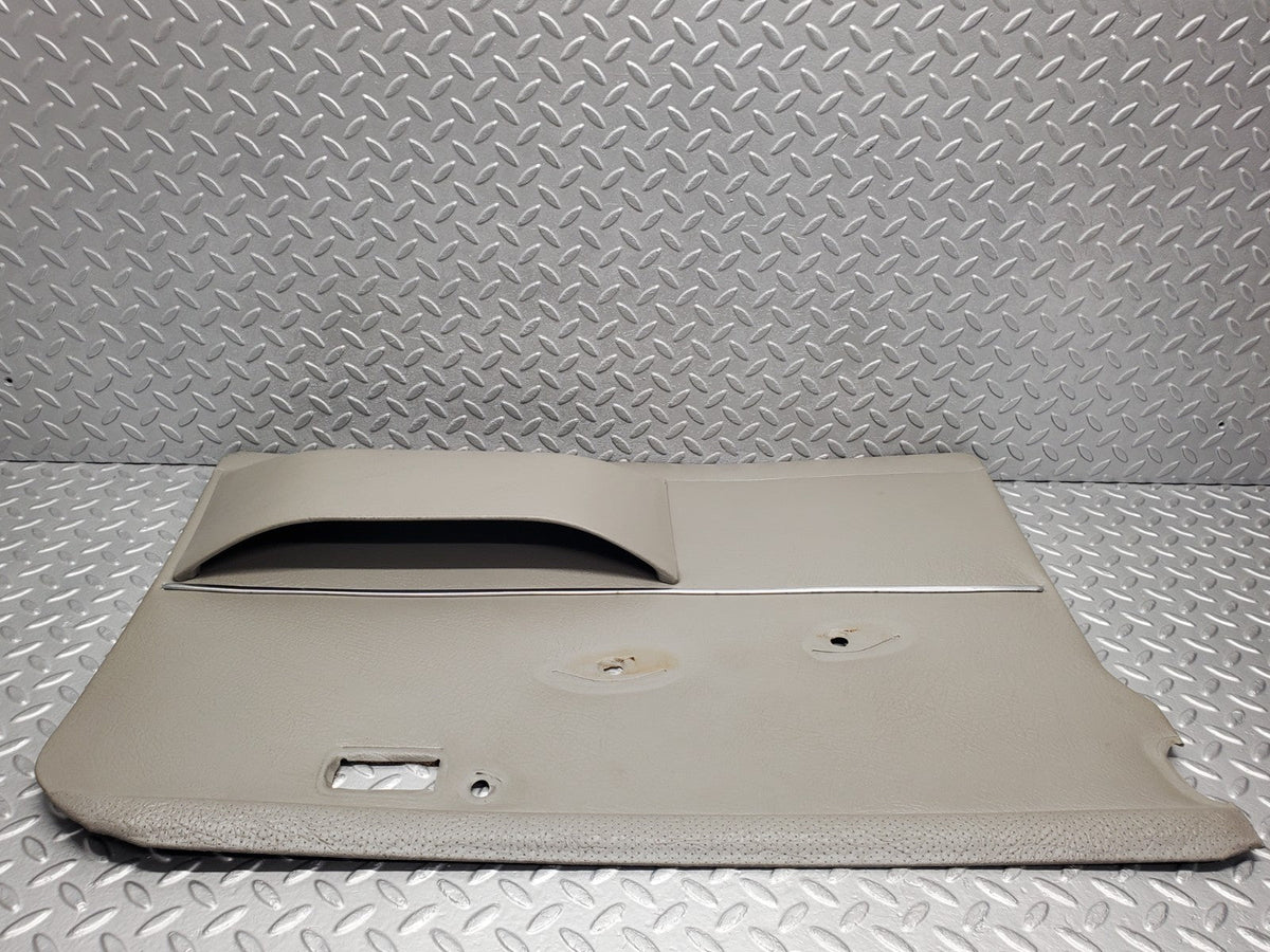 50524 Mercedes-Benz W108 280SE 3.5 Front Left Door Card Grey