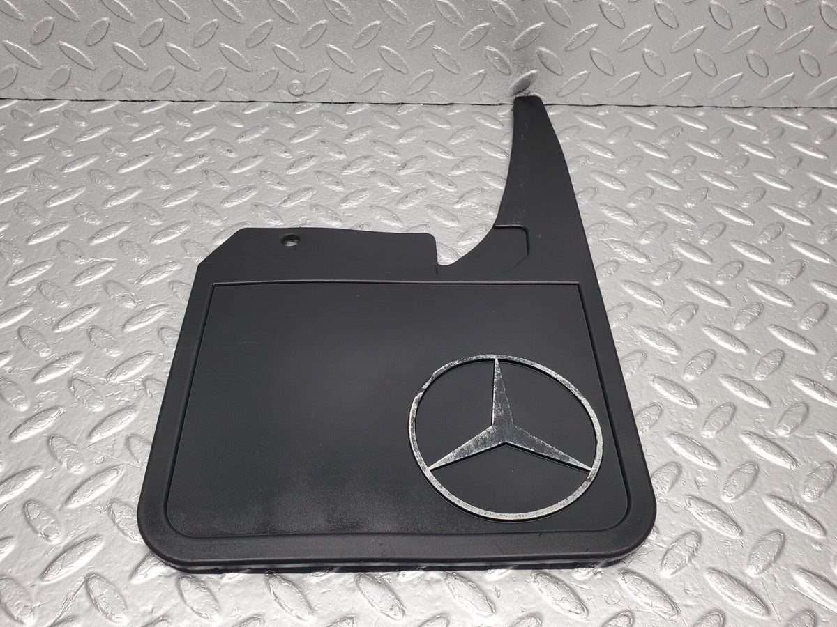 48717 Mercedes-Benz W123 Mud Flap Front Right Side