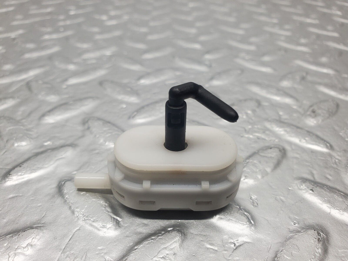 47194 Mercedes-Benz R129 320SL Coupe Vacuum Actuator