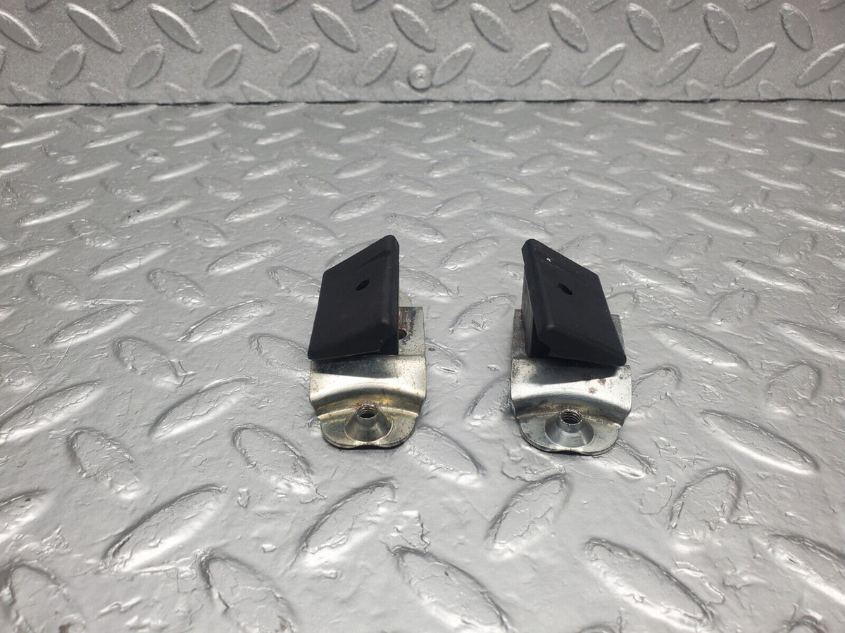 47195 Mercedes-Benz R129 320SL Coupe Trunk Boot Lid Bump Buffer